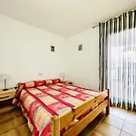 3277 Platja 6 112 , En 1ª Linea De Playa, La Mas Espaciosa De Roses. Disfrutara Del Olor Del Mar, De La Arena Bajo Sus Pies, Del Aire. . . - Es-258-17