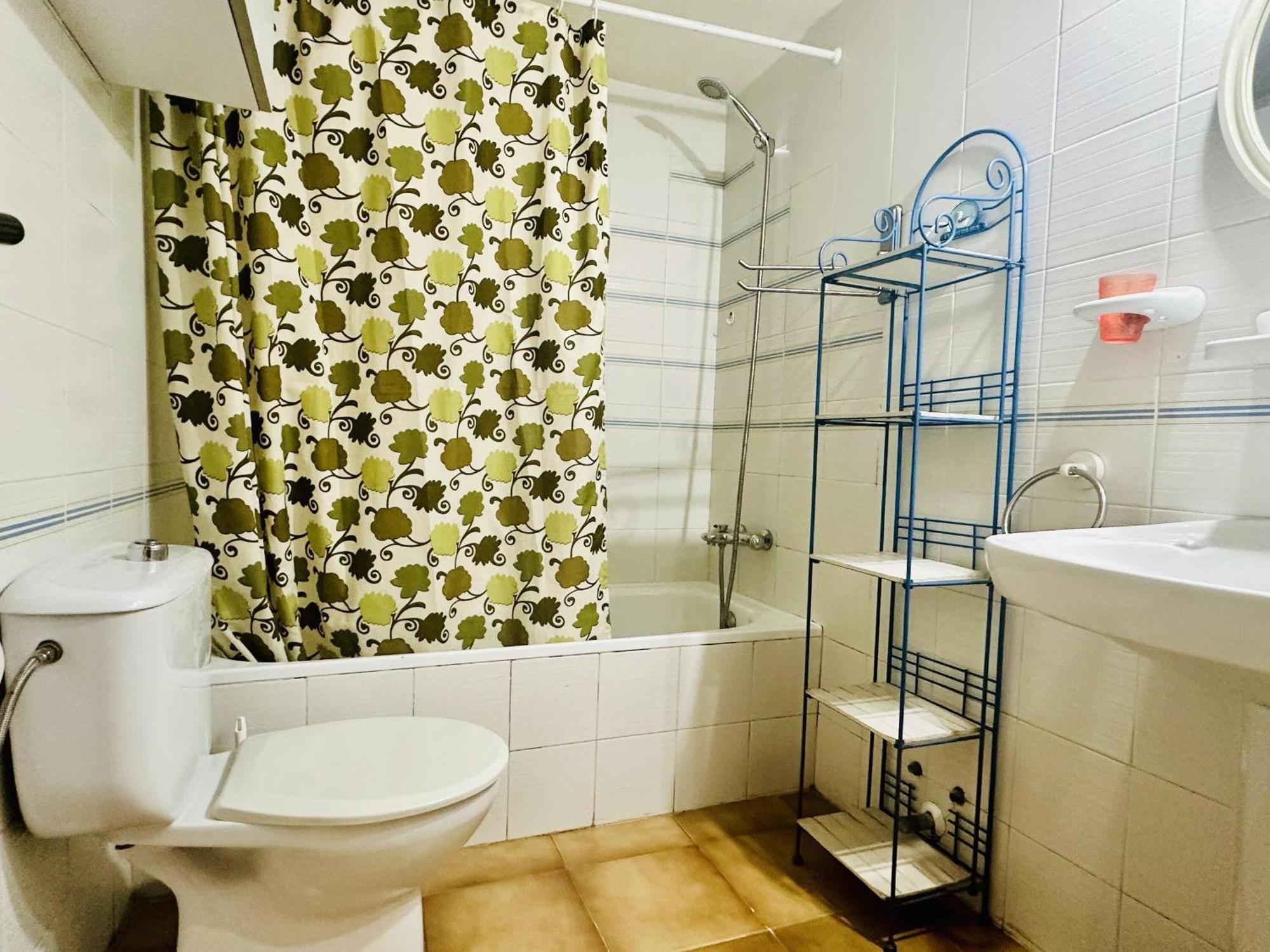 Appartement 3277 Platja 6 112 , En 1ª Linea De Playa, La Mas Espaciosa De Roses. Disfrutara Del Olor Del Mar, De La Arena Bajo Sus Pies, Del Aire. . . - Es-258-17