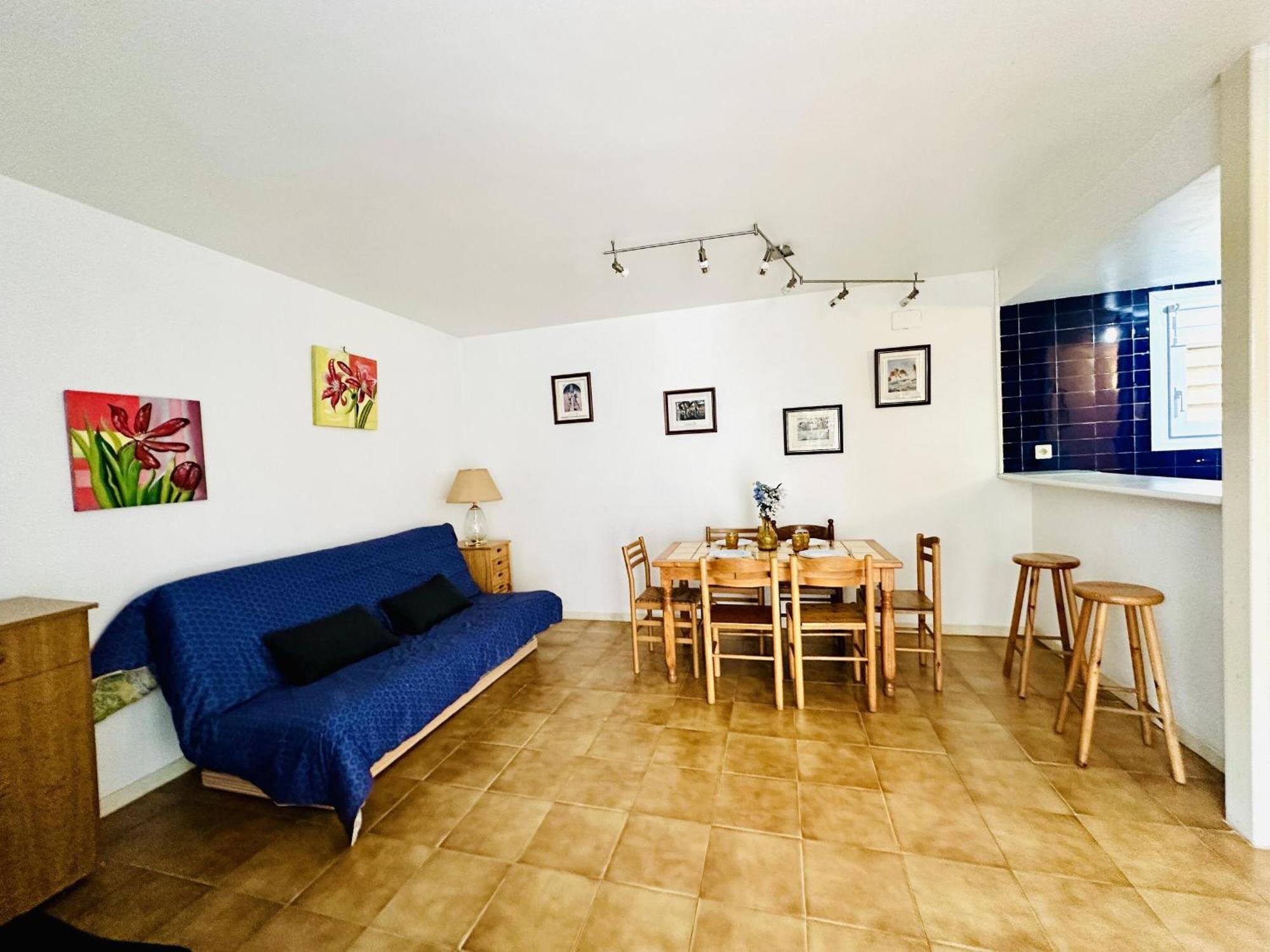 3277 Platja 6 112 , En 1ª Linea De Playa, La Mas Espaciosa De Roses. Disfrutara Del Olor Del Mar, De La Arena Bajo Sus Pies, Del Aire. . . - Es-258-17 Appartement *