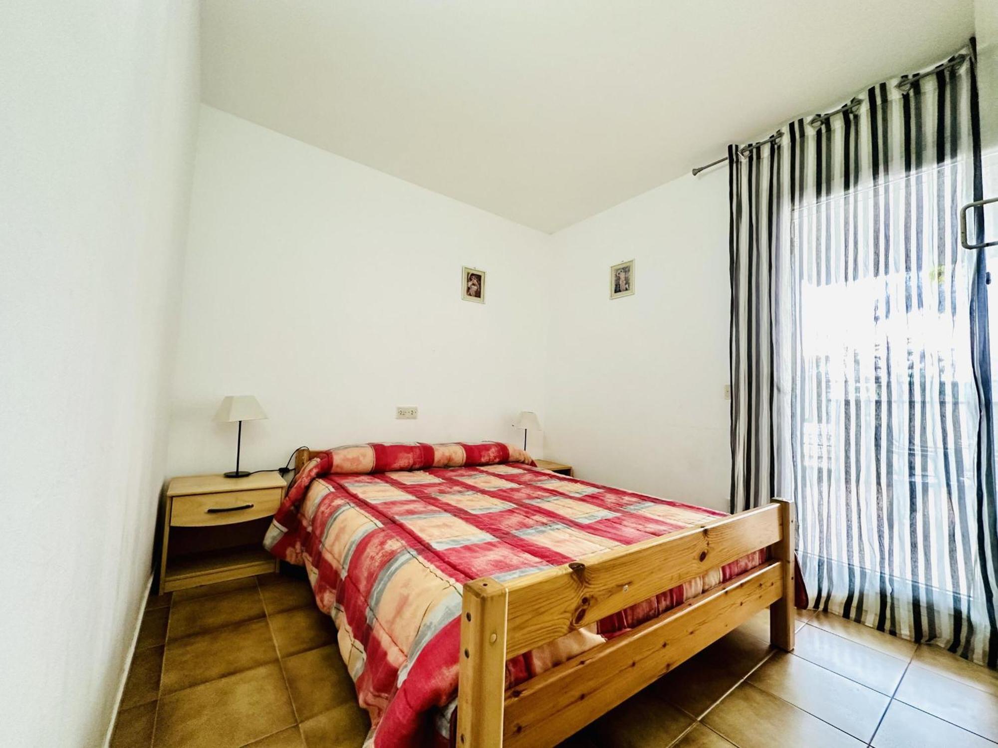 Appartement 3277 Platja 6 112 , En 1ª Linea De Playa, La Mas Espaciosa De Roses. Disfrutara Del Olor Del Mar, De La Arena Bajo Sus Pies, Del Aire. . . - Es-258-17 *